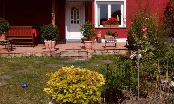 Heyweiler Casa | Haus rot - Ferienhäuser Am Baybachtal