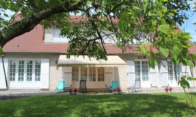 Hautefort Casa | HAUTEFORT Casa de vacaciones en el Perigord Negro