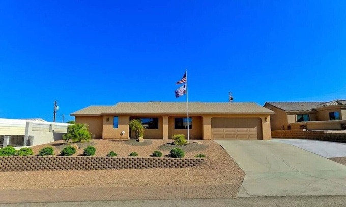Lake Havasu City Casa | HavaRelaxing Stay | Pool | Spa | 7minToBridge