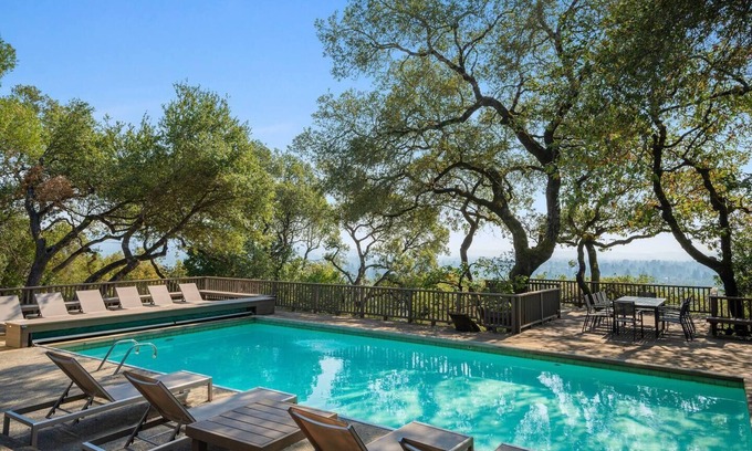 Alta Vista Homeowners Association Casa | Haven: Heated Pool & Hot Tub, Gigabit, Lux Design