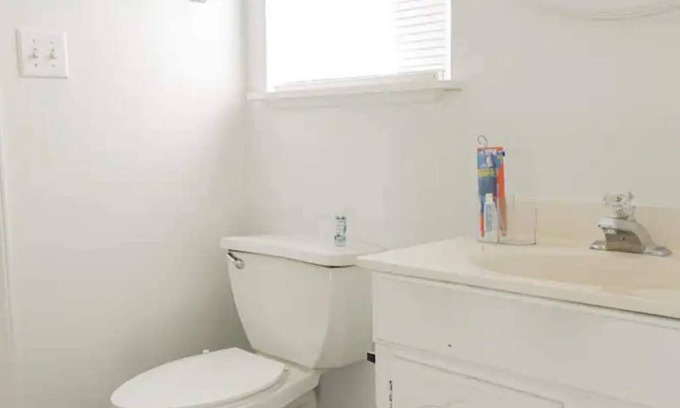 Paw Creek Casa | Haven - Uptown/Airport Corridor