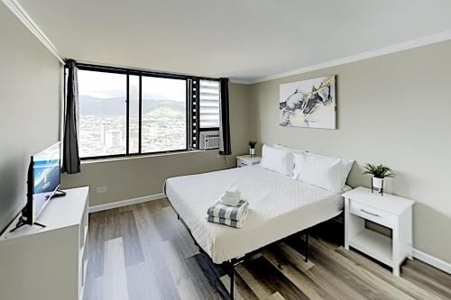 McCully - Moiliili Apartamento | Hawaiian Monarch 3707B condo