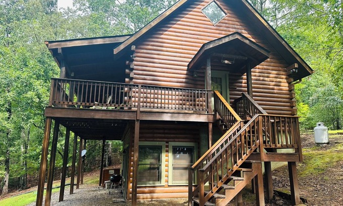 Morganton Cabina | Hawk's View-a piece of Southern Comfort