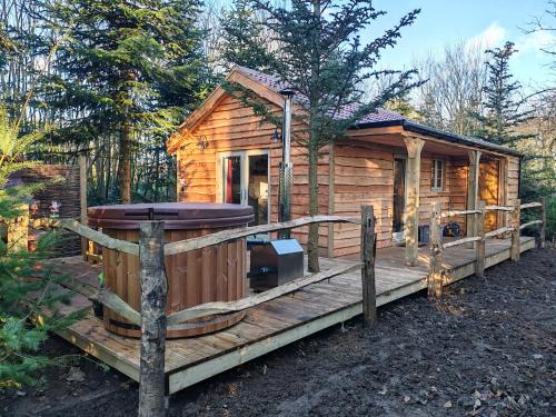 Hythe Cabina | Hayne Barn Estate - Luxury Lodges with private hot-tubs- The studio-loft is without hot-tub