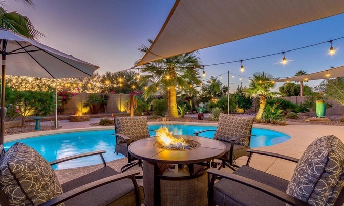 San Tan Valley Casa | Fantasy Heated Pool Backyard! Fun For The Family!