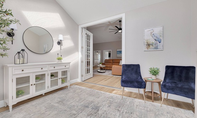 Tarpon Springs Casa | Heated Pool, mini golf, 1 minute from beach