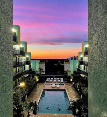 Myrtle Beach Apartamento | Heated Pools, Heated lazy river, 3 hot tubs-Privately owned Oceanfront renovated condo on 12th floor