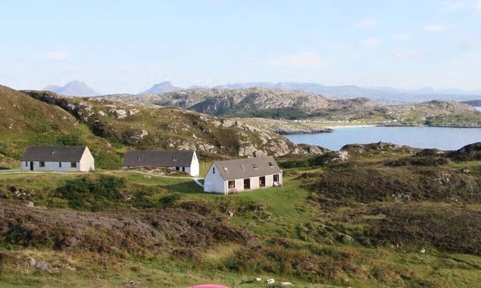 Clachtoll Casa | Heather Cottage - ¡una asombrosa vista costera!