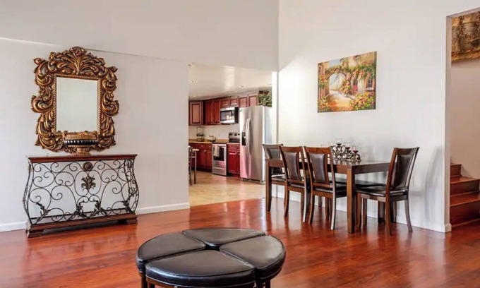 Lake Balboa Casa | Heavenly Staycation in the heart of Los Angeles