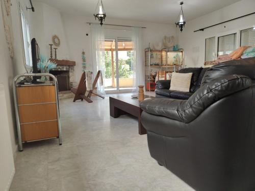 Loutra Oraias Elenis Casa | Helen's house in loutra