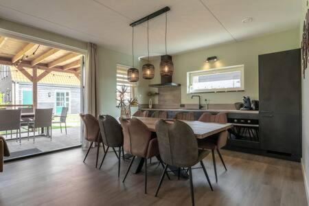 Ossenisse Casa | Hello Zeeland - vakantiewoning Knuitershoek 86