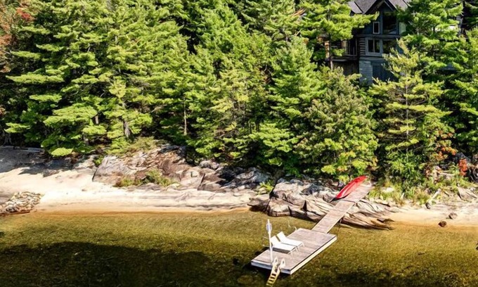 Seguin Cabina | Hemlock Waterfront Hideaway|Pets,BBQ,Firepit,Dock