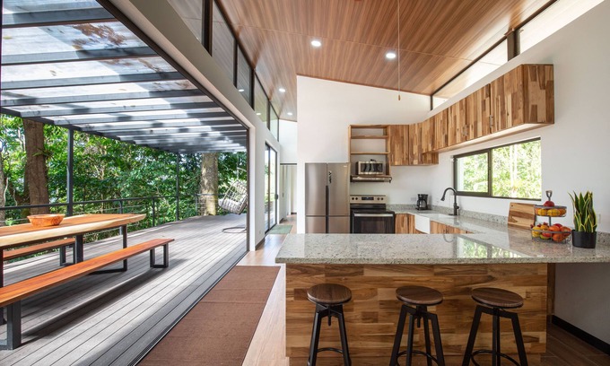 Portalón Casa | Casa Henaway
