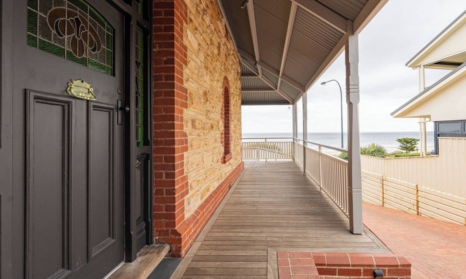 Brighton Casa | Heritage Luxury Beach Home on the doorstep to Adelaides best beach