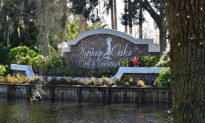 Sarasota Condominio | Condominio Heritage Oaks Golf & Country Club