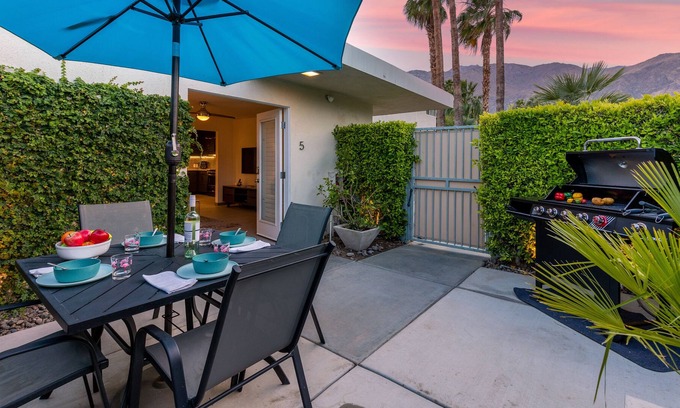Old Las Palmas Condominio | Hermosa Hideaway - Incredible Mid-Century Condo