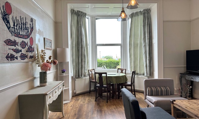Herne Bay Apartamento | Herne Bay Ground Floor 1-Bed Flat with Direct Seaview and Private Front Garden
