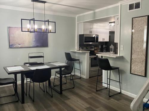 Palmetto Dunes Villa | HHI Homes- Newly Renovated Cozy Modern Pet-Friendly Villa-Ideal Location