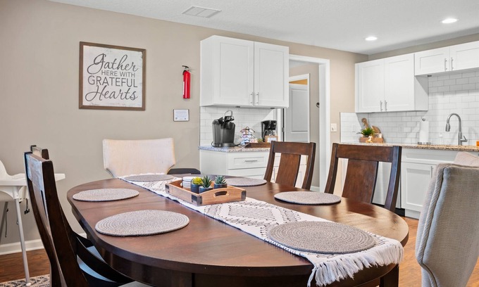 Jacksonville Casa | Hidden Gem with October Discounts!