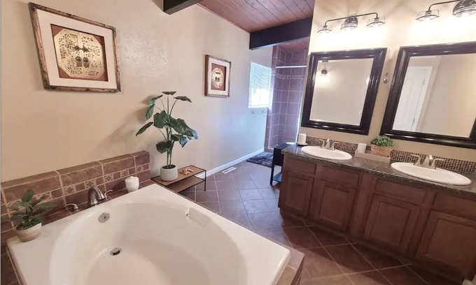 Cheyenne Meadows Casa | Hidden Jewel for the Family, Near the Broadmoor