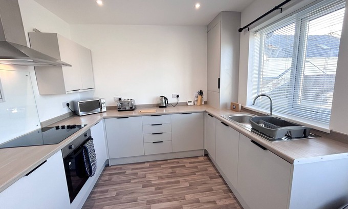Ashington Casa | High Market Place by Blue Skies Stays