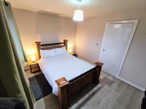 Idle Apartamento | High Rigg House Bradford - Luxury Accomodation with Private Parking