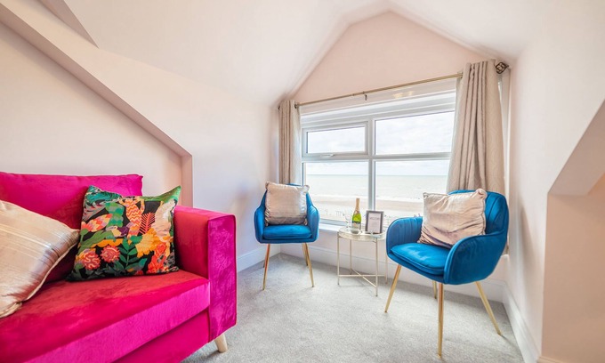 Thornton-Cleveleys Apartamento | HIGHCLIFFE SUNSET SUITE - 2 BED - SLEEPS 4 - BEACHFRONT