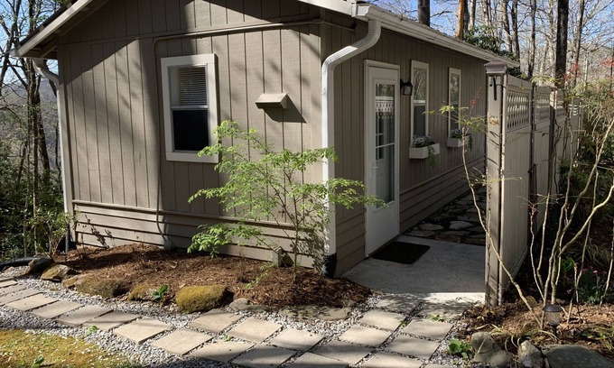 Highlands Cabaña | Highlands mountain cottage-14 minutes to town!