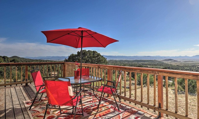 Dewey Casa | ¡NUEVO! Casa de montaña Mingus con terraza y vistas a la montaña