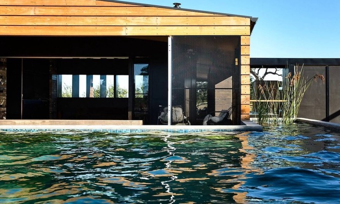 Metcalfe Cabaña | HILLPLAINS COTTAGE - 100% OFF-GRID LUXURY