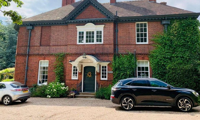 Pontefract Casa | Hillthorpe Manor - Beautiful Country Manor with Hot Tub