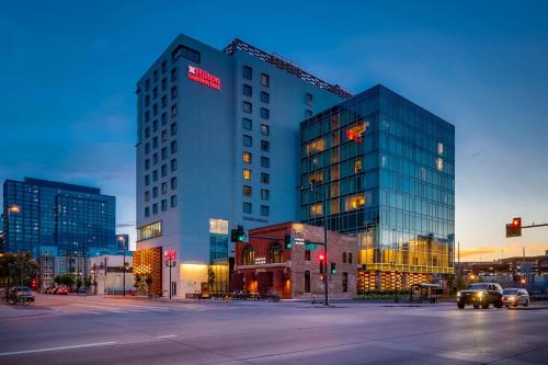 LoDo Hotel | Hilton Garden Inn Denver Union Station