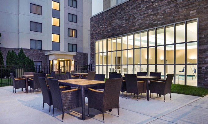 Pennington Bend Hotel | Hilton Garden Inn Nashville Opryland