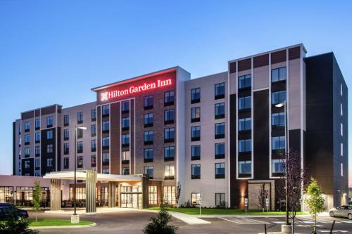 Monaca Hotel | Hilton Garden Inn Pittsburgh Area Beaver Valley, Pa