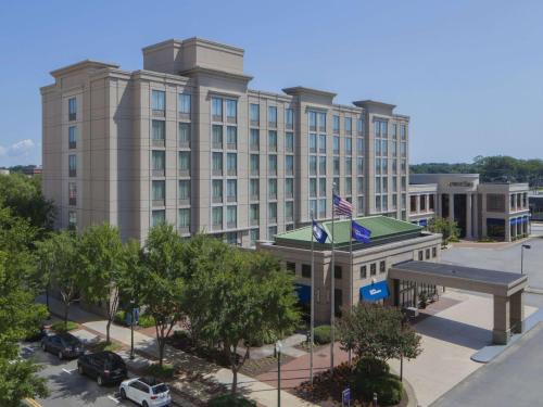 Northwest Hotel | Hilton Garden Inn Virginia Beach Town Center