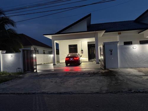 Kemaman Casa | Hinggap Stay