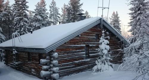 Kuusamo Chalet De Esquí | Hirsimökki 3 mh ja sauna