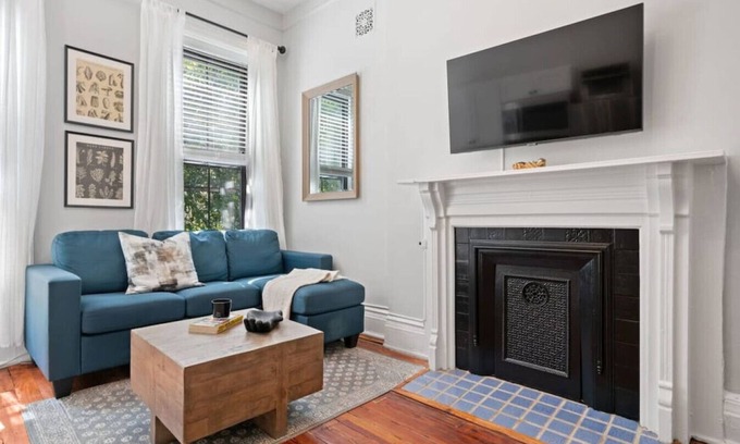Central Park North Villa | Historic 3-Bed Brownstone, near Trains