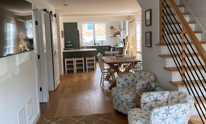 Beach Haven Cabaña | Historic Beach Cottage