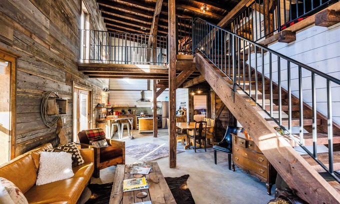 Martin City Casa | Historic Carriage House 10min from West Glacier