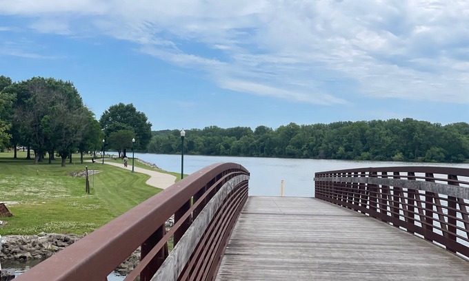 Warsaw Casa | Historic Charm Meets Lakeside Retreat: Unique Old Town Main Apartment