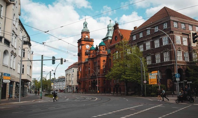 Weissensee Apartamento | Historic Charm with Modern Comfort