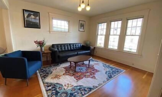 Astoria Apartamento | Historic Downtown Riverview Flat, No. 3