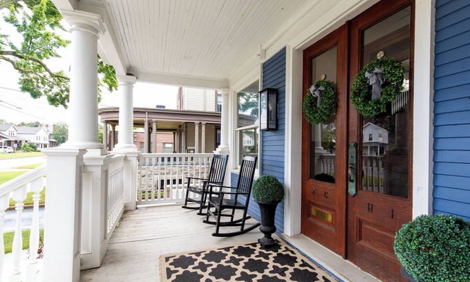 Sandusky Condominio | Historic Downtown Luxury - Walk to Waterfront