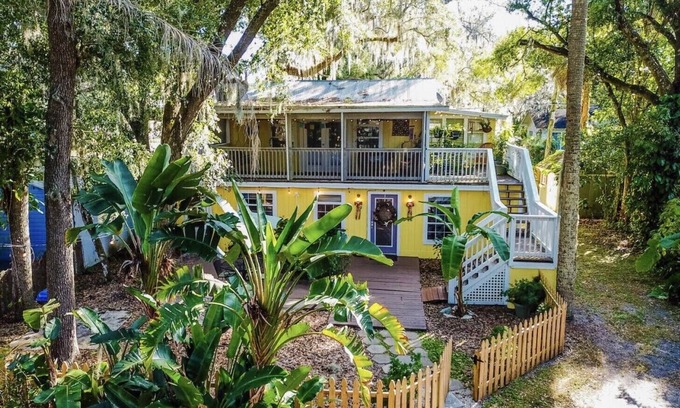 Sanford Casa | Hermosa casa rústica Grand Carriage de 1923
