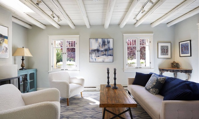 Historic Eastside Casa | Historic Eastside home - short walk to Plaza and Canyon Road