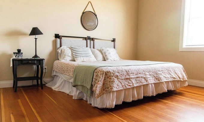 Valley County Casa | Historic Ft. Peck Schoolhouse w/indoor BB court