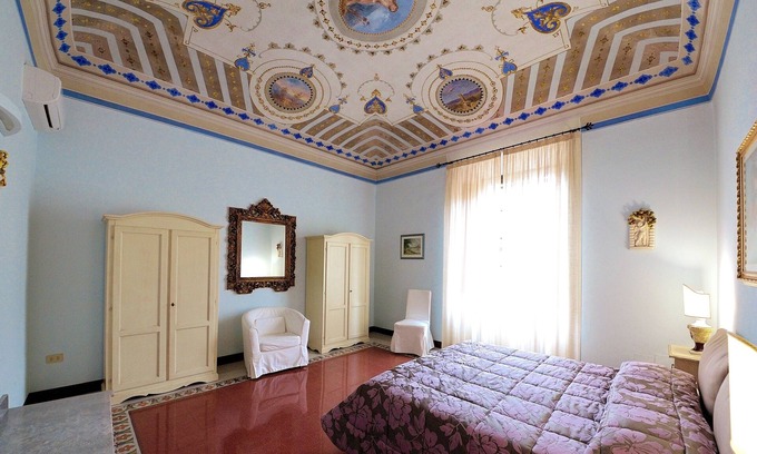 Monsummano Terme Apartamento | Elegante apartamento con frescos y jardín , a 50 metros de las spa Grotta Giusti