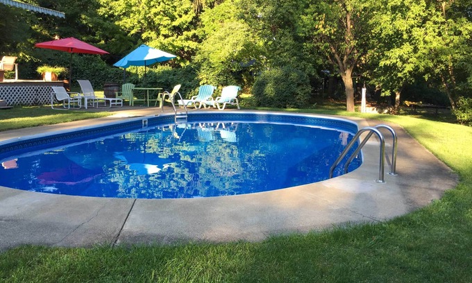 Hammondsport Casa | Historic Keuka Lake Estate in Hammondsport w/ Pool