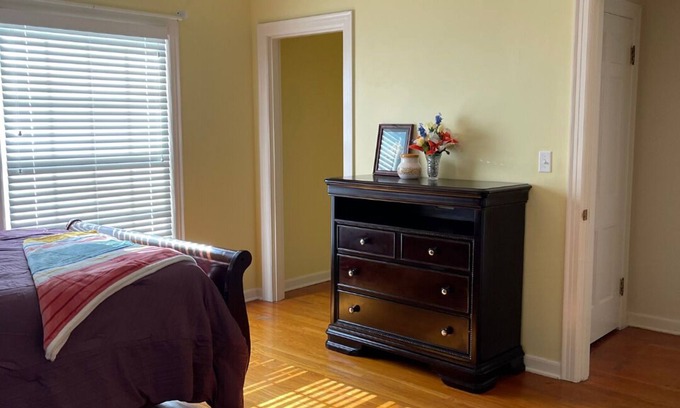 Mount Vernon Casa | Historic Mt. Vernon House - Perfect family home, walking distance from downtown